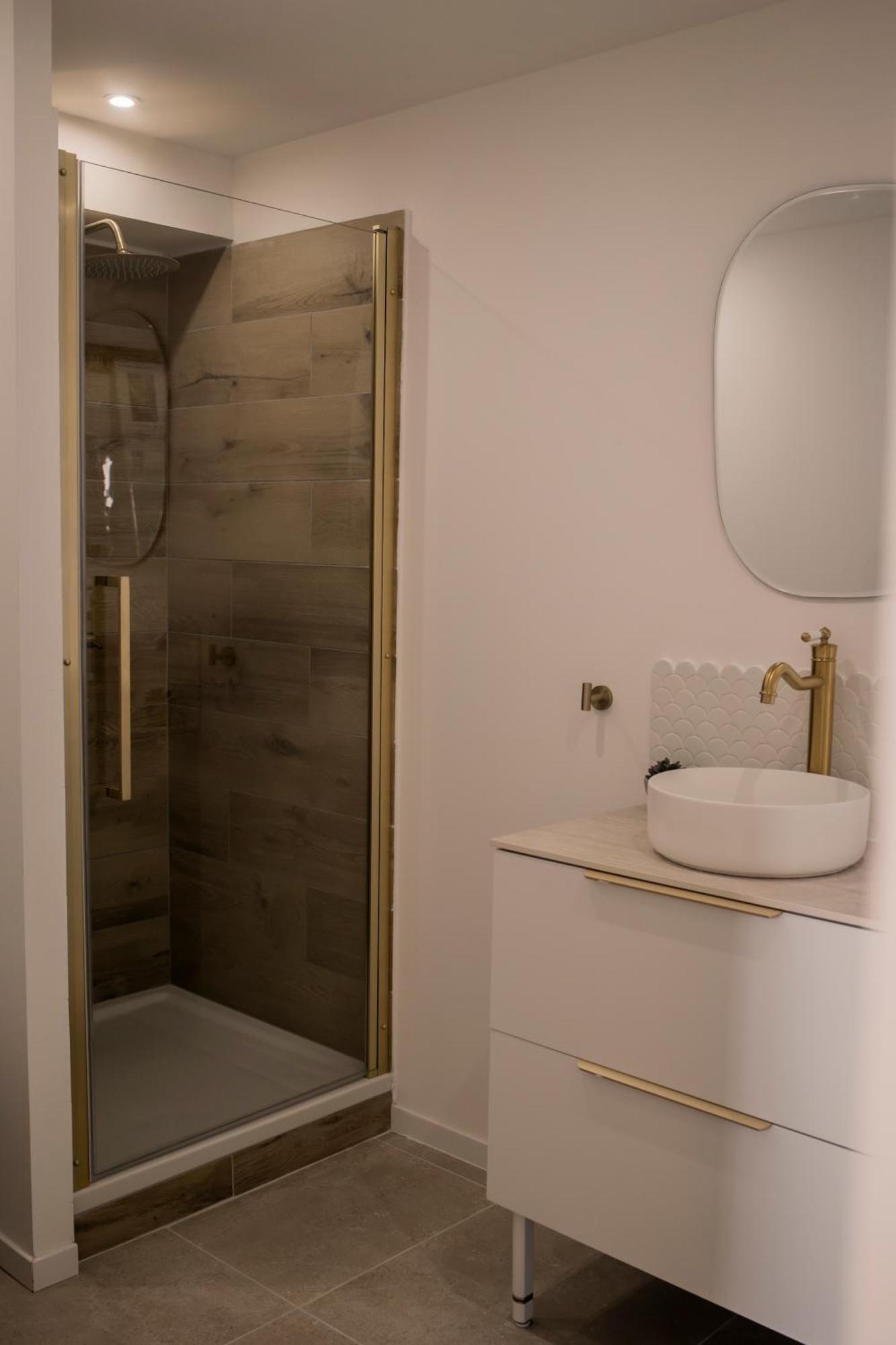 Appartement Coup De Coeur Centre Village Et Plage Climatise 3 Etoiles Terra Cigala Bandol Exteriör bild
